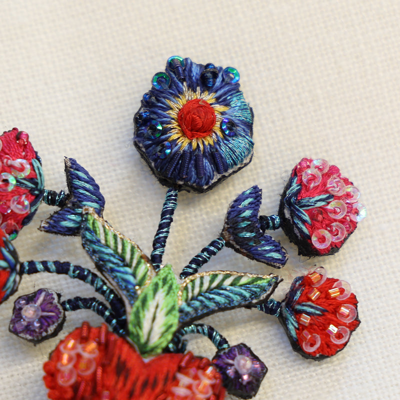 Frida's Flowers Heart Beaded Brooch - Closeup